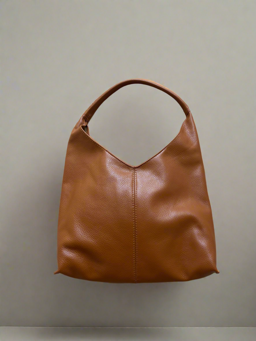 Bolso hobo atemporal de piel
