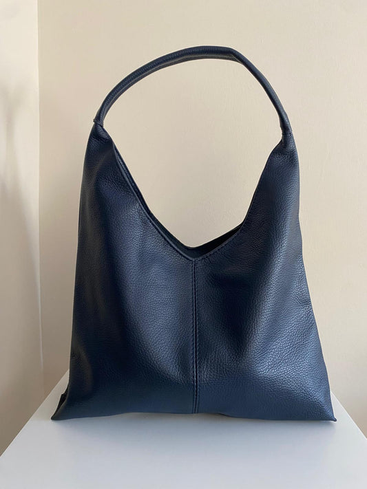 Bolso hobo atemporal de piel - azul marino